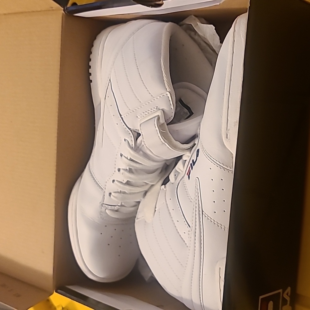 Fila F-23 in good condition